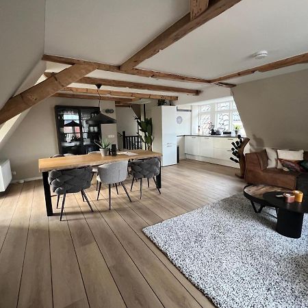 Stadslogies Het Leven Leeuwarden Luaran gambar